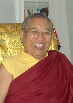 file:///C:/Dokumente%20und%20Einstellungen/Gaby%20Hollmann/Eigene%20Dateien/Thrangu%20Rinpoche/Rinpoche%209.bmp